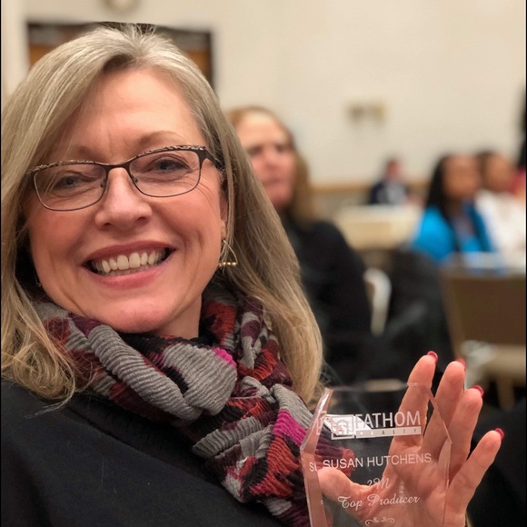 Meet your Posher, Susan - Picture 5 of 5